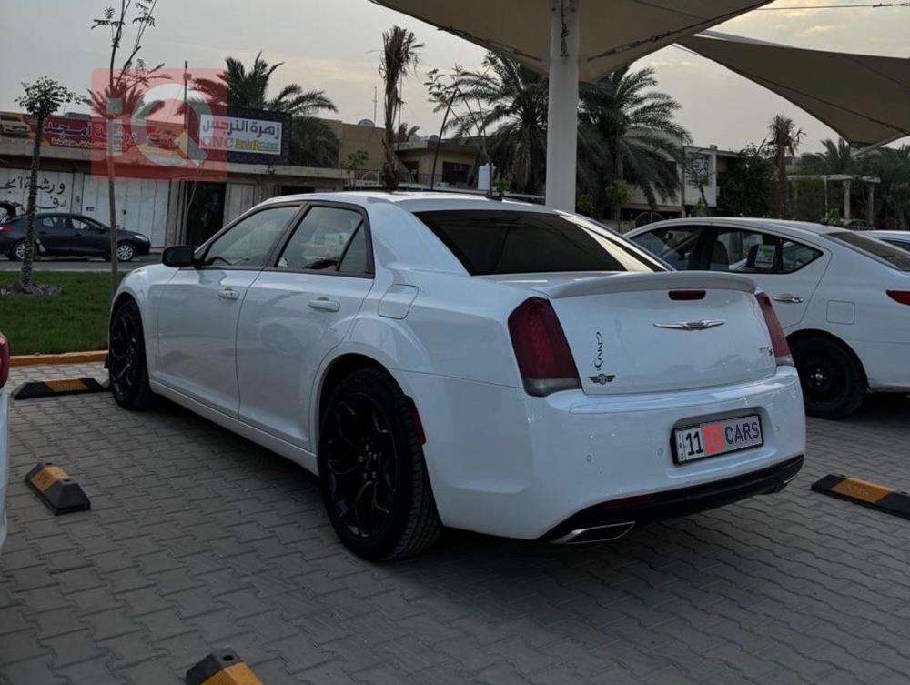 Chrysler 300